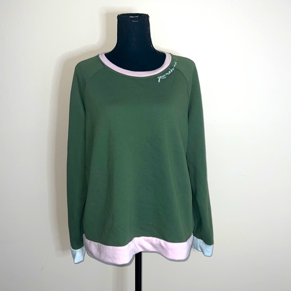 Green sweatshirt